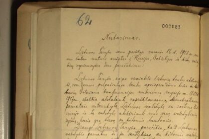Lietuvą apskriejusi žinia apie Vokietijoje surastą Nepriklausomybės Aktą panevėžiečiams ypatinga, nes Panevėžio krašte gimė ir dirbo net keletas signatarų.