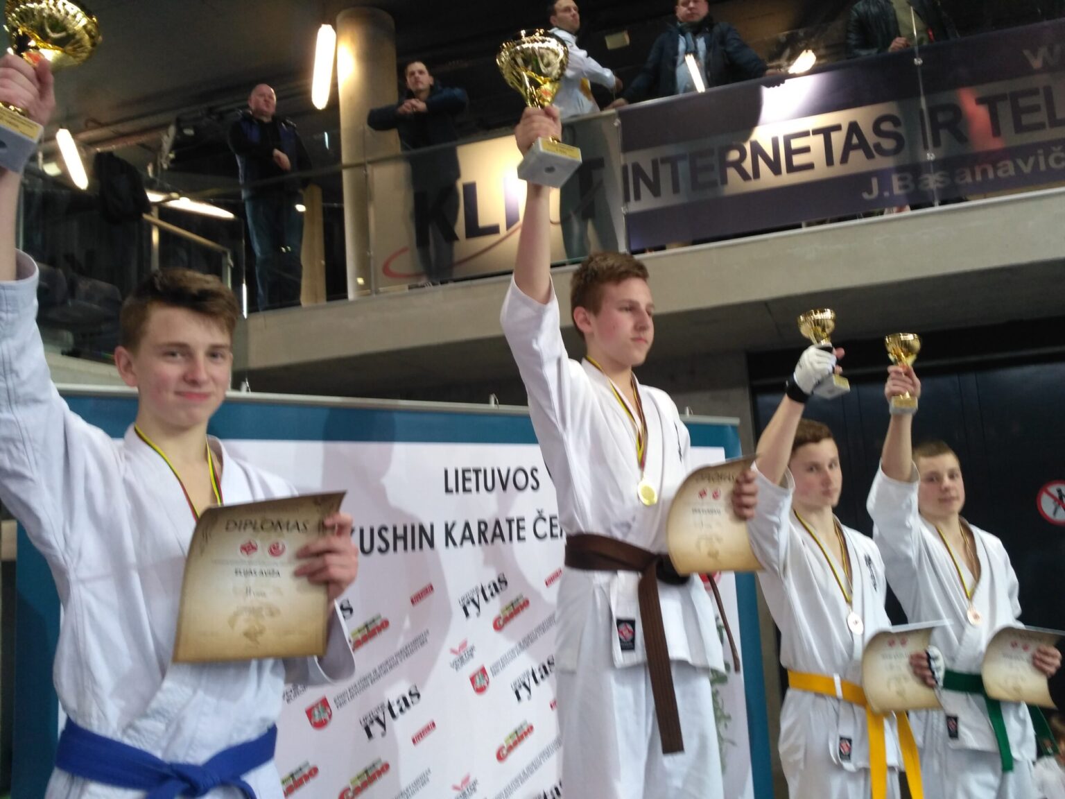 Balandžio 23-iąją Kėdainių arenoje vyko Lietuvos kiokušin karatė jaunučių čempionatas, kuriame dalyvavo 365 sportininkai iš 41 klubo.
