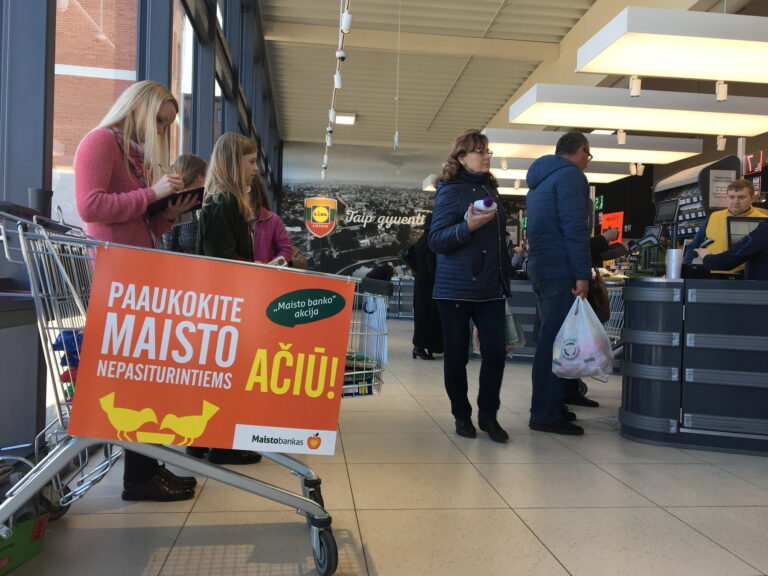 Skurde gyvenančius žmones Panevėžyje labiausiai užjaučia pensininkai ir jaunos šeimos su vaikais. Tokias išvadas pateikė akcijos „Maisto bankas“ savanoriai.