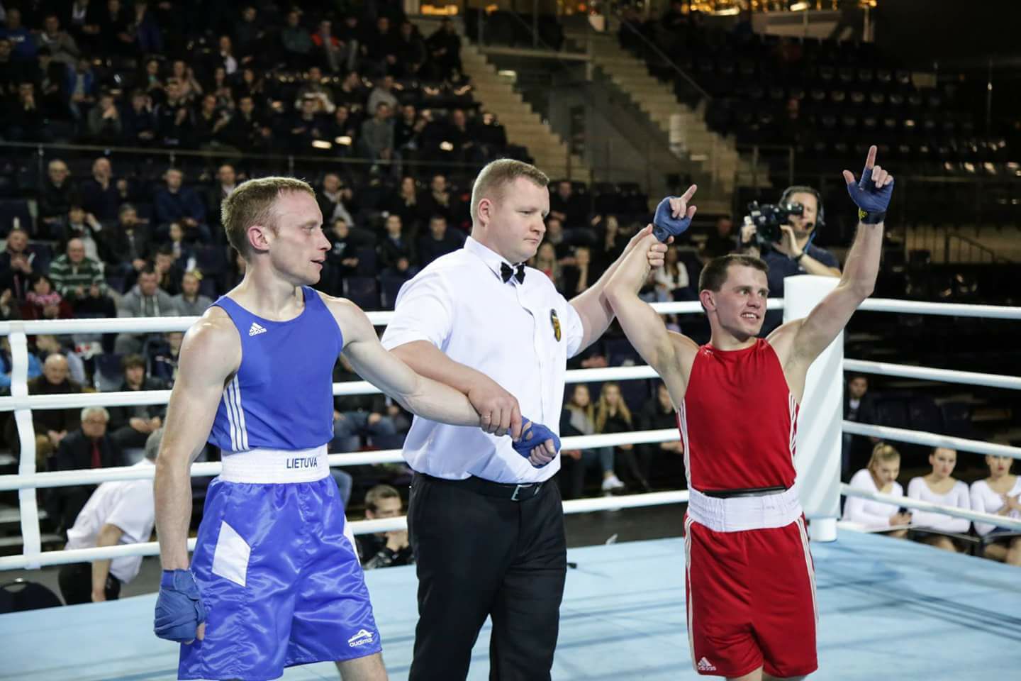 Kėdainiuose baigėsi 93-asis Lietuvos bokso čempionatas. Jame išdalinta 15 medalių komplektų – 5 moterų ir 10 vyrų svorio kategorijų.