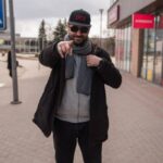 Tado Smetonio gyvenimas primena maratoną. Didžėjus, renginių vedėjas, festivalių bei blaivių vakarėlių iniciatorius, miesto kultūrinio gyvenimo budintojas.