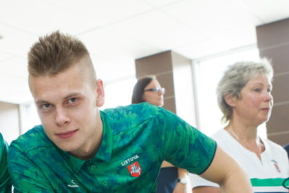 Varžybų Stokholme trečiąją dieną Lietuvos rinktinės trofėjų kraitį papildė vienas aukščiausios prabos medalis, kurį iškovojo panevėžietis Danas Rapšys.