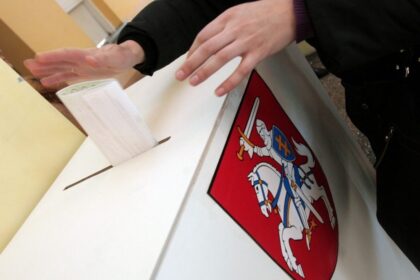 Dalies Panevėžio rajono ir Anykščių gyventojai šiandien renka naują Seimo narį į atsistatydinusios parlamentarės Gretos Kildišienės vietą.