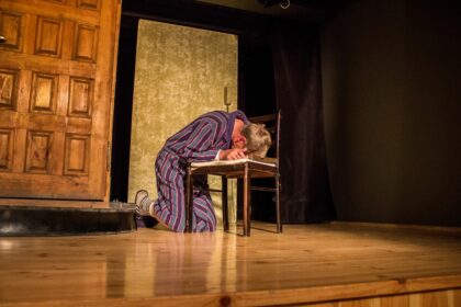 Nors tradicinis megėjų teatro festivalis „Tiltai“ Paįstryje vyksta jau šešioliktą kartą, šis renginys kaimo gyventojams dar tikrai nepabodo.