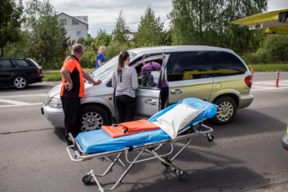 Vakar apie 15 val. Smėlynės gatvėje netikėtai netekęs sąmonės vairuotojas galėjo sulaukti itin liūdnų pasekmių.