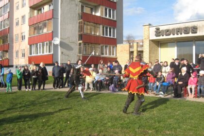 Panevėžio miesto savivaldybės viešoji biblioteka paskutinį balandžio ketvirtadienio vakarą kvietė miestiečius „panaktinėti“.