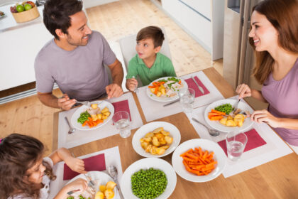 Renkantis maisto produktus reikia atsiminti: šarminės medžiagos neutralizuoja rūgštines ir valo organizmą, o rūgštinės – jį rūgština ir užteršia atliekomis.