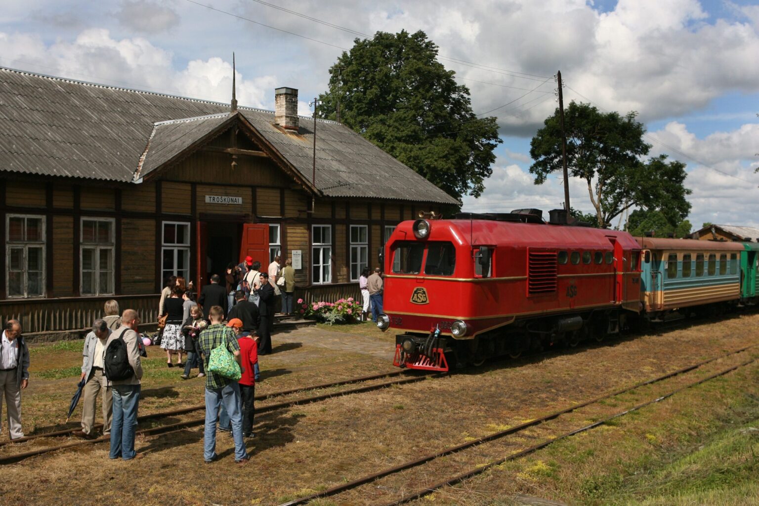 VšĮ „Aukštaitijos siaurojo geležinkelio“ laikinasis vadovas Vismantas Užalinskas gali triumfuoti teisme parklupdęs įstaigos dalininkes.
