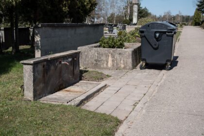 Kapines palikę be vandens saugo vamzdynus