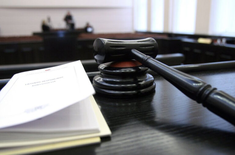 Lietuvos Aukščiausiasis Teismas patenkino Panevėžio apylinkės prokuratūros kasacinį skundą byloje dėl avarijos, kurioje buvo sužalotos 4 mažametės mergaitės
