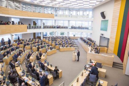 Valstybės ir savivaldybės įmonių vadovai nuo 2018 metų į darbą bus priimami tik konkurso būdu penkeriems metams.