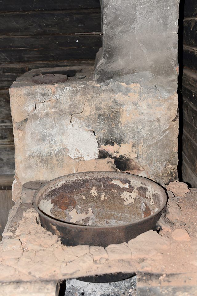 Dūminukėse šeimos ne tik prausdavosi, bet ir atlikdavo įvairias apeigas dievams, mirusiesiems, moterys čia gimdydavo, o jų vyrai džiovindavo linus, rugius ar grybus.