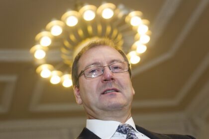 Darbo partijos įkūrėjas pareiškė grįžtantis į partiją – Viktoras Uspaskichas parašė Kėdainių skyriui prašymą vėl įstoti į šią politinę organizaciją.