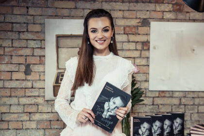 Pasitikinti savimi, besišypsanti ir labai sėkminga: iš pirmo žvilgsnio panevėžietės Simonos Burbaitės gyvenimas – tobulas.