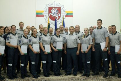 Panevėžio apskrities vyriausiajame policijos komisariate priesaikos žodžius ištarė net 9 nauji pareigūnai.