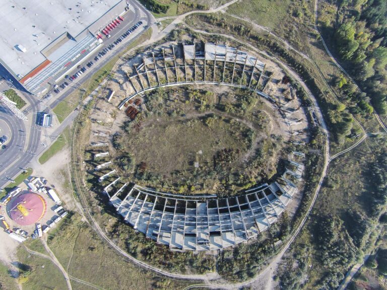 Nebaigatas Nacionalinis stadionas Vilniuje, Šeškinėje