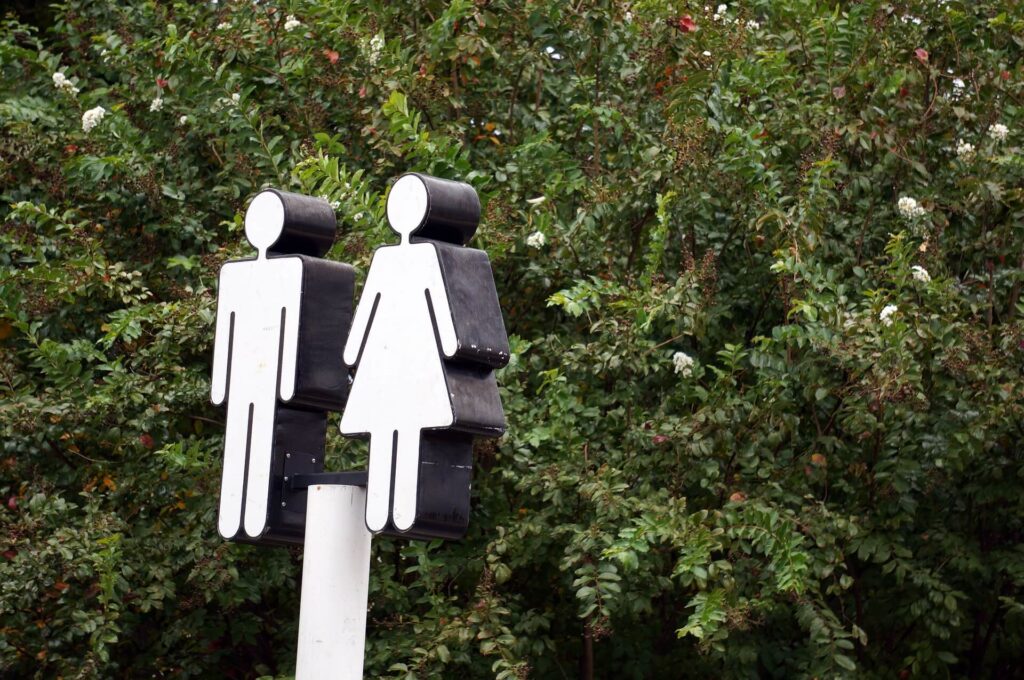 Kanados vyriausybė paskelbė įvedanti specialų žymenį „X“ tiems šalies piliečiams, kurie nelaiko savęs nei vyrais, nei moterimis.