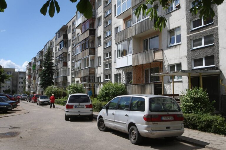 Liko vos keturi mėnesiai, per kuriuos deklaruoti gyvenamosios vietos nespėję gyventojai neteks įvairių išmokų