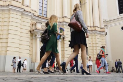 Per papildomą priėmimą į universitetus ir kolegijas pakviesta 2 924 kandidatai, pranešė Lietuvos aukštųjų mokyklų asociacija bendrajam priėmimui organizuoti (LAMA BPO).