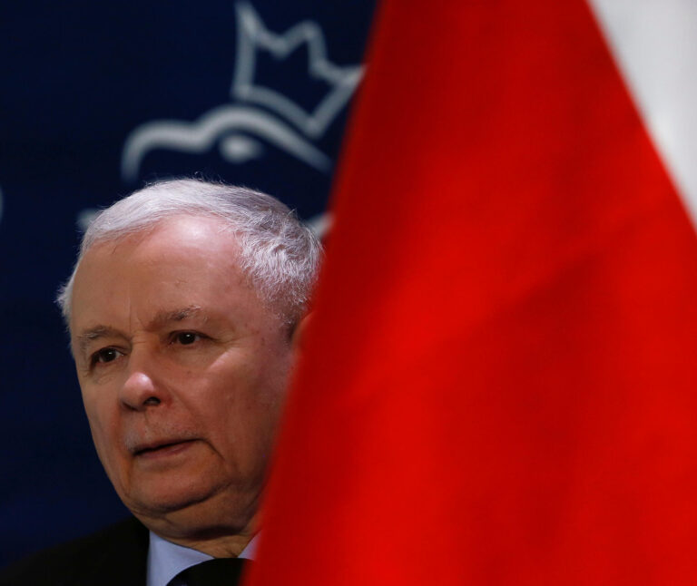 Lenkija vis labiau krypsta į vienos partijos diktatą ir radikalizmą.