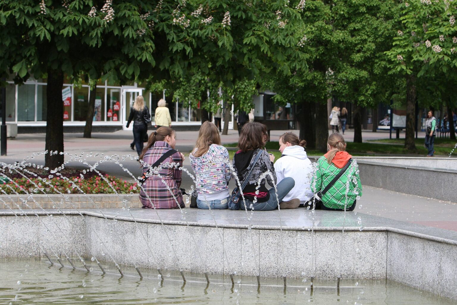 Prie laiką gatvėje leidžiančio Panevėžio jaunimo netrukus gali prisijungti ir suaugusieji.