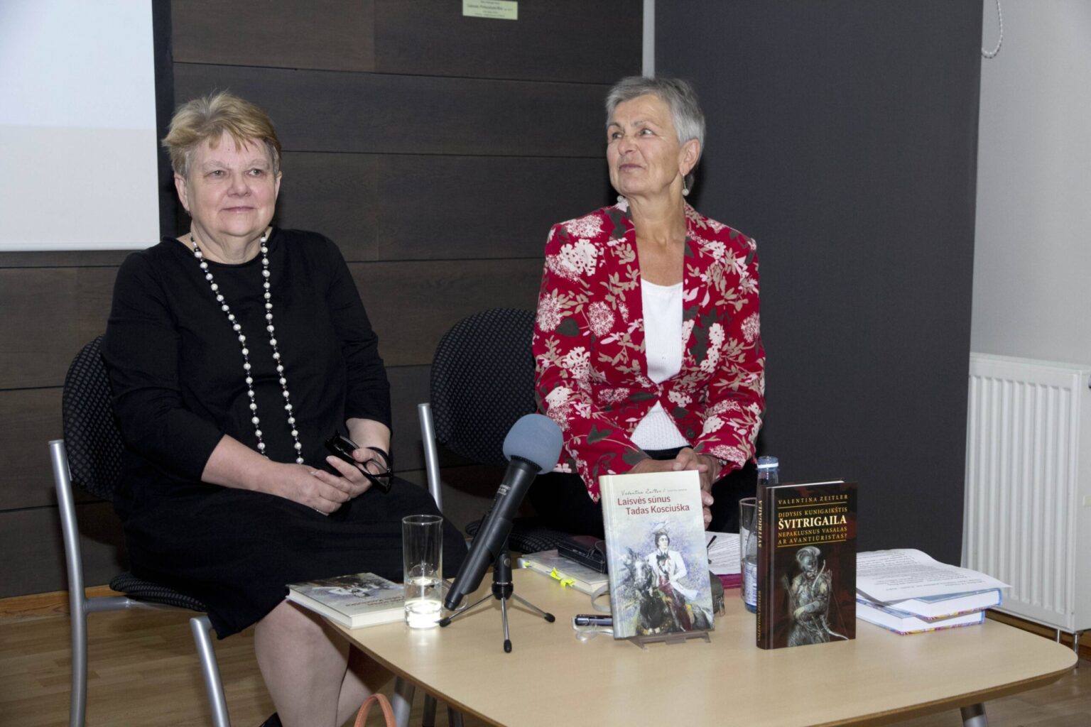 visoje Lietuvoje organizuojami renginiai, skirti prisiminti ir pagerbti didįjį kovotoją už laisvę. G. Petkevičaitės-Bitės bibliotekoje pristatyta