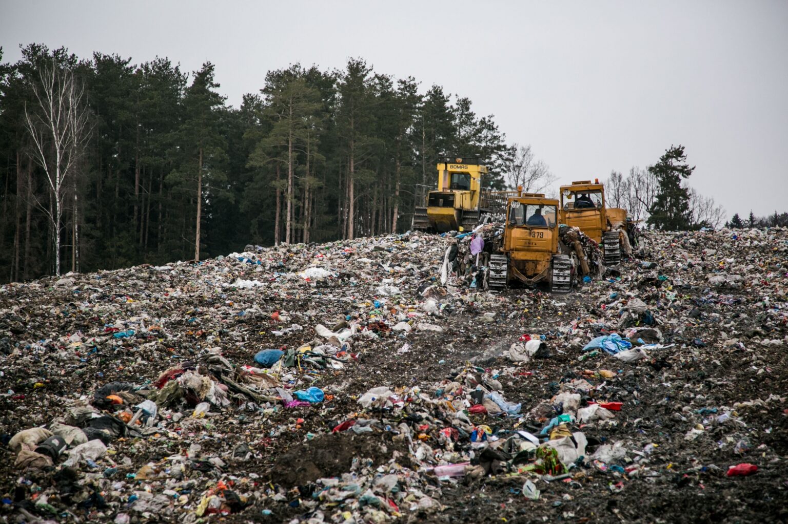 Specialiųjų tyrimų tarnybos (STT) Panevėžio valdybos pareigūnai atlieka ikiteisminį tyrimą, susijusį su atliekų tvarkymo organizavimu ir vykdymu