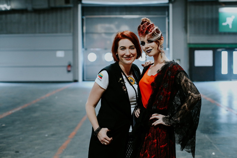 Paryžius buvo itin dosnus grožio specialistams iš mažos šalies prie Baltijos jūros. A. VITKUVIENĖS ASMENINIO ARCHYVO nuotr.