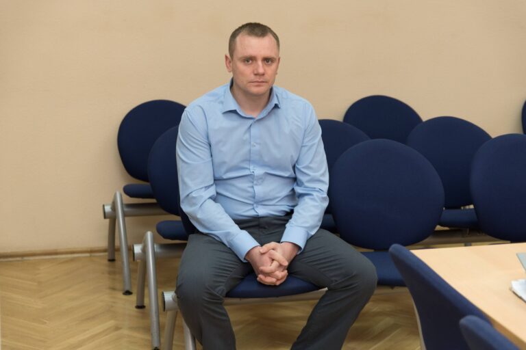 Panevėžio apygardos teismas dėl 4 žmonių mirtimi pasibaigusios avarijos kaltu pripažino Edvardą Gorodecką ir skyrė jam 8 metų laisvės atėmimo bausmę.