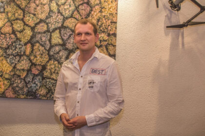 Jau nuo Ikaro ir Dedalo laikų žmonės svajoja pakilti į dangų ir į pasaulį pažvelgti paukščio akimis.