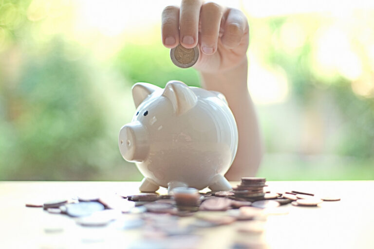 Nuo 2018 m. sausio 1 d. vaiko išlaikymo išmokas skirs, mokės ir išmokėtas sumas iš skolininkų išieškos „Sodra“.