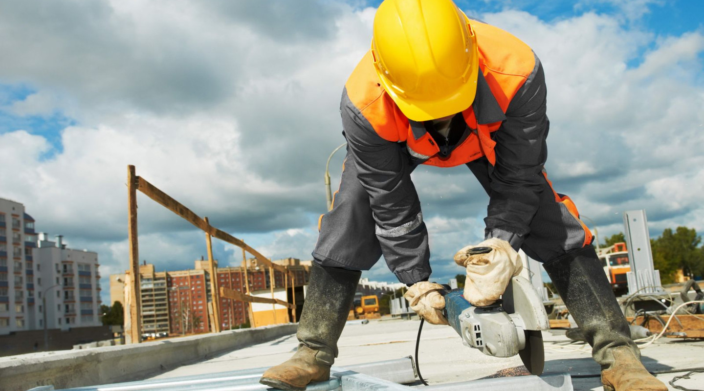 Praėjusiais metais gauti 36 pranešimai apie mirtinus įvykius darbe. Šis skaičius patvirtina, kad žūčių darbe mažėja, konstatuoja Valstybinė darbo inspekcija (VDI).