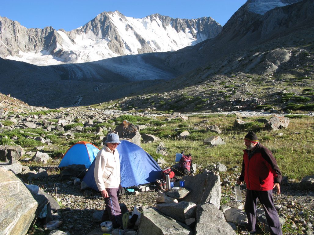 Panevėžio alpinistai ruošia neįprastą dovaną miestui – Tian Šanio kalnuose bandys surasti bevardę viršukalnę, kurią pavadins Panevėžio vardu.