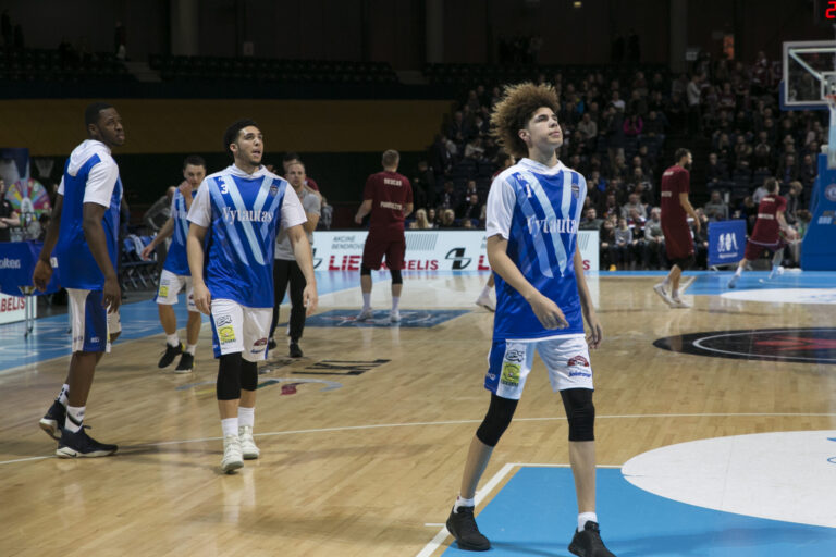 Broliai Ballai