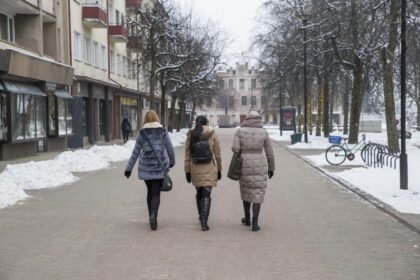 Iš inercijos Aukštaitijos sostinę didmiesčiu vis dar pristatantiems panevėžiečiams ilgainiui teks susitaikyti su tuo, kad kadaise buvęs šimtatūkstantinis miestas ištirpo iki kelių dešimčių tūkstančių.