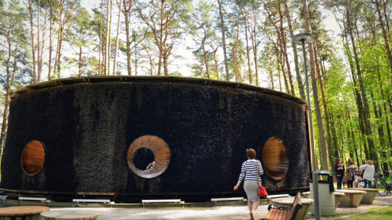 Vasarį Londone vyksiančioje turizmo parodoje „The Telegraph: Travel Show“ dalyvausianti Birštono savivaldybė žada britus suvilioti išskirtinėmis paslaugomis, kokių Lietuvoje niekur kitur nesurasi.