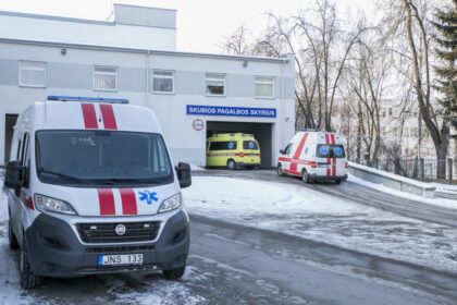 Respublikinėje Panevėžio ligoninėje gydomas sunkiai sužalotas penkiolikmetis. Berniukas buvo įtrauktas mėšlo siurbiančio agregato. Jo būklė sunki, bet stabili.