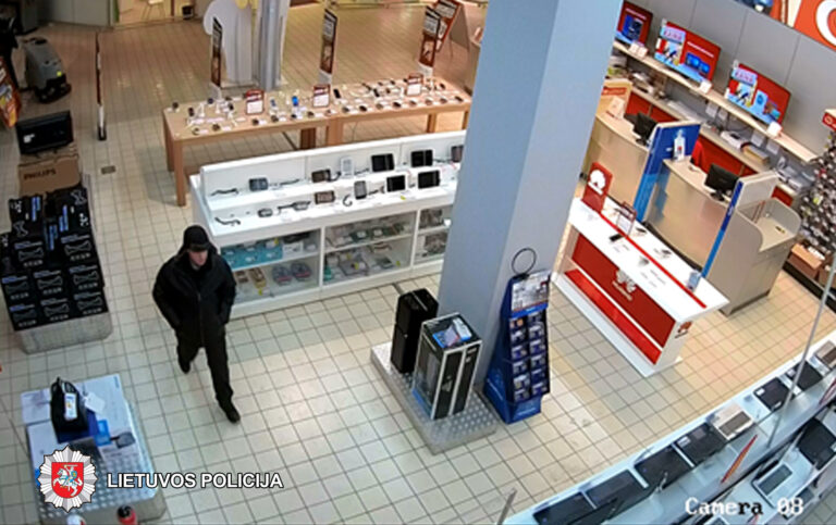 Kovo 3 d. Panevėžyje, Klaipėdos g., iš buitinės technikos ir elektronikos parduotuvės pavogtas monitorius.