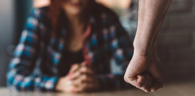 Šiauliečiui viešnagė Panevėžyje apkarto. Šeštadienį, viešoje vietoje, Statybininkų gatvėje, jį sumušė trys nepažįstami jaunuoliai.