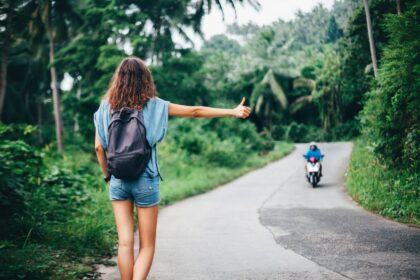 Kelionės autostopu, savanorystė svečiose šalyse ir keliautojų iš viso pasaulio priėmimas savo namuose E. Mačytei suteikė galimybę pamatyti gerokai daugiau nei brangiausios turistinės kelionės.