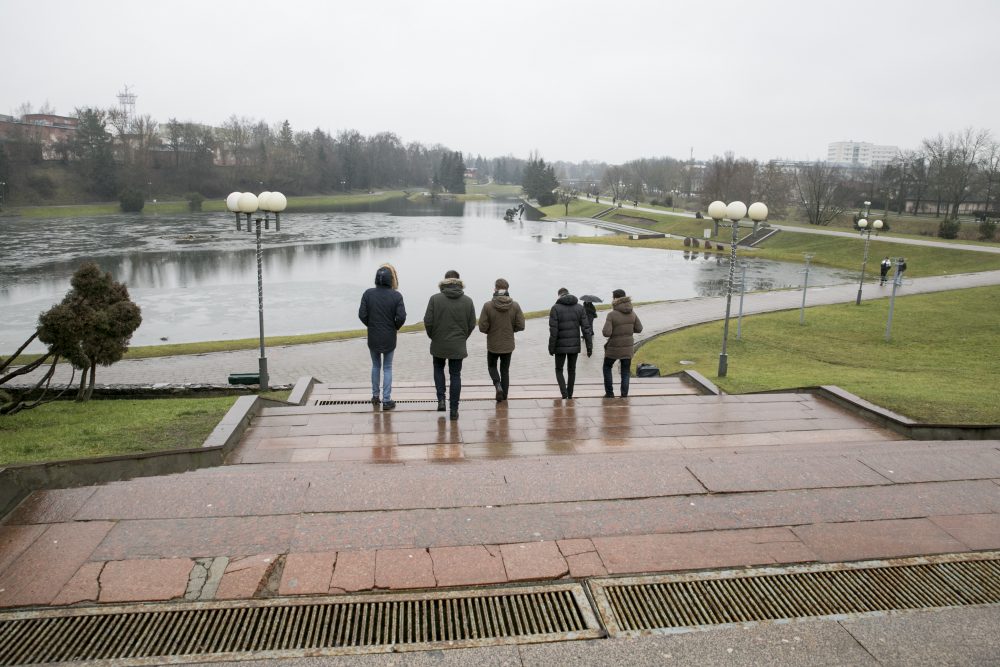 Panevėžio miesto savivaldybė įgyvendina projektą „Globalus Panevėžys“. Projektas skirtas suburti po įvairias pasaulio šalis išsibarsčiusių panevėžiečių bendruomenę, palaikant su ja ryšį.