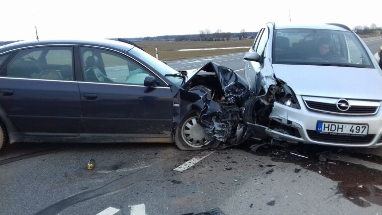 Judriame „Via Baltica“ kelyje ketvirtadienio vakarą avarijoje nukentėjo buvusio Panevėžio mero ir Seimo nario žmona Danutė Matuzienė.