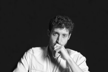 Time Well Spent“ reikalauja geresnių technologijų, kurios leidžia mums gyventi pagal savo vertybes. Dabartinė situacija tapo aršiomis lenktynėmis dėl mūsų dėmesio.