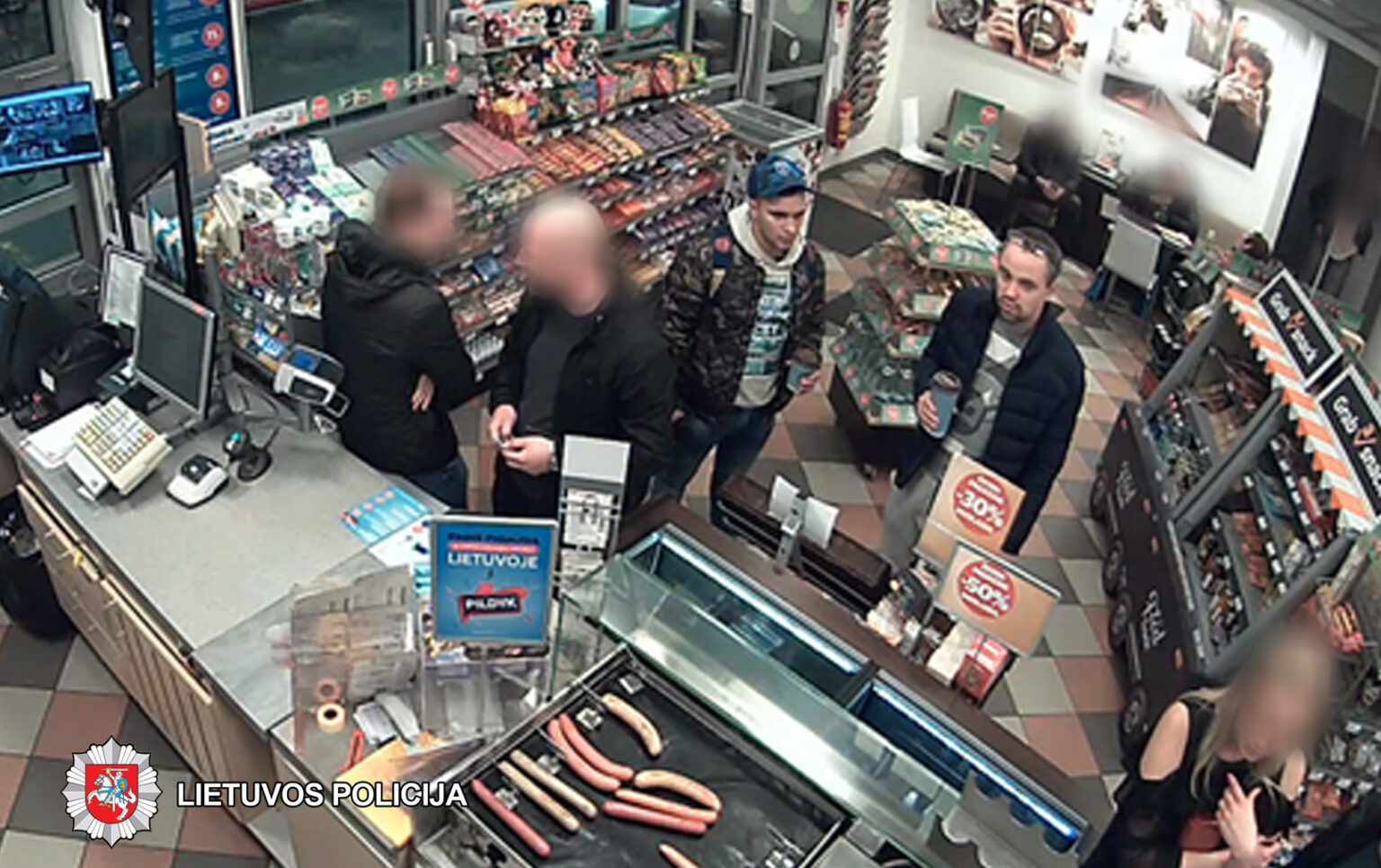 2018-04-29 05.15 val. degalinėje Panevėžyje, Parko g. 7A., pavogtas mobilaus ryšio telefonas.
