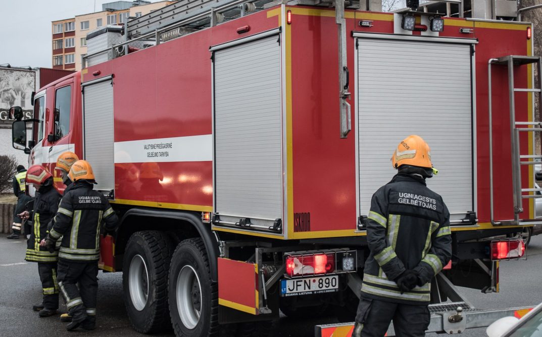 Liepsna – žiaurus įrankis priešo rankose. Su tokiu ginklu įtariama naktį iš sekmadienio į šeštadienį susidūrė 56-erių vienos Panevėžio įmonės savininkas.