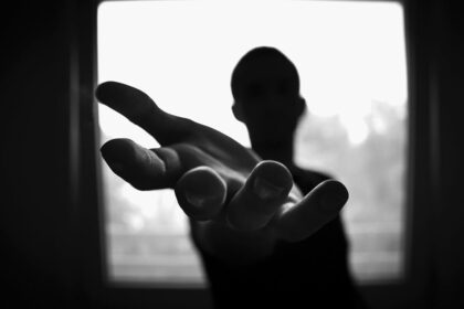 Visuomenininkai ir guodžia ligonius, ir judina apsnūdusius biurokratus