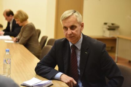 Vilnius, birželio 13 d. (BNS). Palikęs valdančiąją Valstiečių ir žaliųjų frakciją Seime Povilas Urbšys neteko ir Seimo Valstybės valdymo ir savivaldybių komiteto pirmininko pareigų.