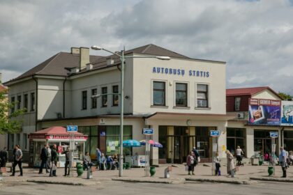 Šiandien Panevėžio miesto savivaldybės taryba pritarė, kad ES finansavimui gauti būtų teikiamas autobusų stoties teritorijos konversijos, pritaikant komercinei ir bendruomenių veiklai, projektas.