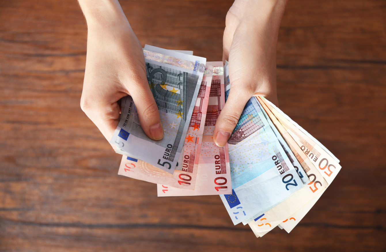 Panevėžys vis dar gali didžiuotis didmiesčio statusu, tačiau dirbančiųjų atlyginimai, Statistikos departamento duomenimis, skurdesni nei kai kuriuose gerokai mažesniuose miesteliuose.