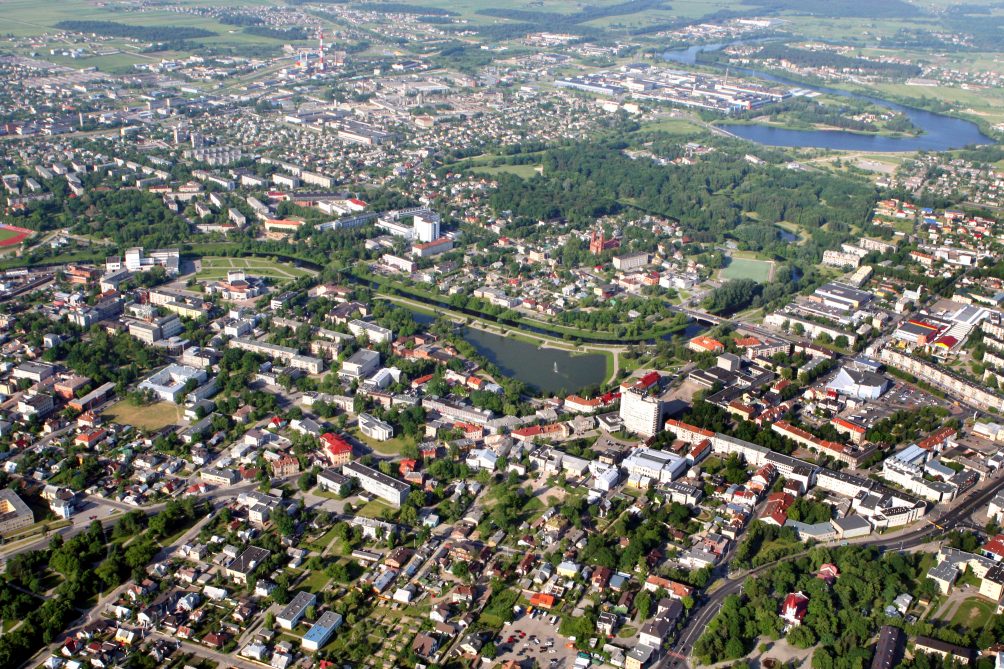 Panevėžio miesto savivaldybės administracijos direktoriaus Tomo Juknos vadovaujama komisija seniūnaičių rinkimams, apklausai organizuoti ir sprendimams priimti patvirtino 10 miesto seniūnaitijų seniūnaičių rinkimų grafiką.